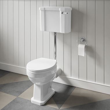 Butler & Rose Darcy Traditional Low Level Toilet, Cistern & Flush Pipe Kit with Arctic White Toilet Seat